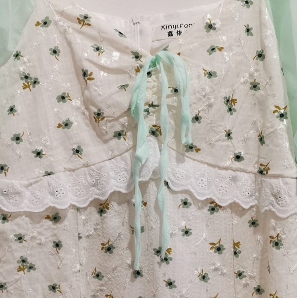 🌸 Coquette Floral Dress 🌸 - Picture 4 of 8